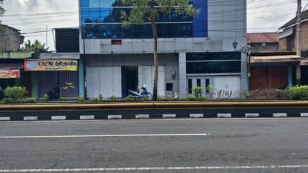 Peluang Bisnis Ruko 2 Lantai, Dekat Dengan Alun-Alun Bantul