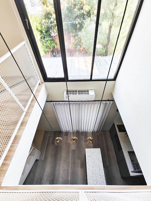 Rumah 3 Lantai Semi Furnished Bebas Banjir di Stellar Passion of Living, Jalan Palapa, Serua, Ciputat