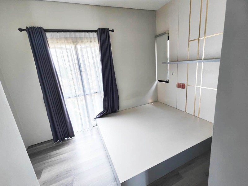 Rumah 3 Lantai Semi Furnished Bebas Banjir di Stellar Passion of Living, Jalan Palapa, Serua, Ciputat