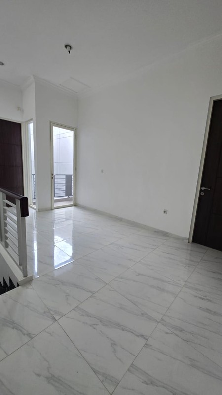 JUAL RUMAH DARMO PERMAI UTARA SIAP HUNI