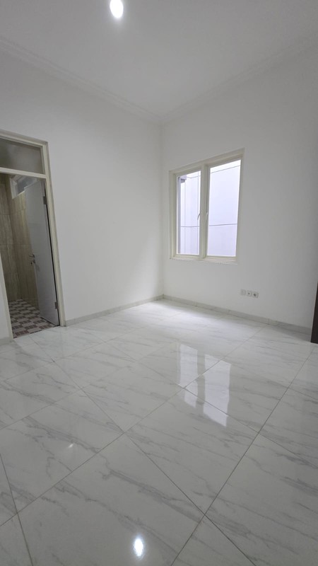 JUAL RUMAH DARMO PERMAI UTARA SIAP HUNI