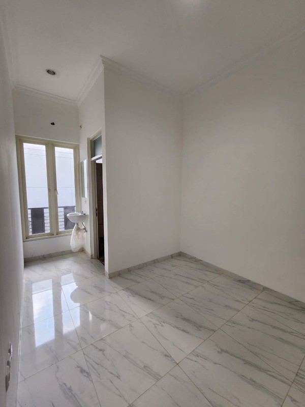 JUAL RUMAH DARMO PERMAI UTARA SIAP HUNI