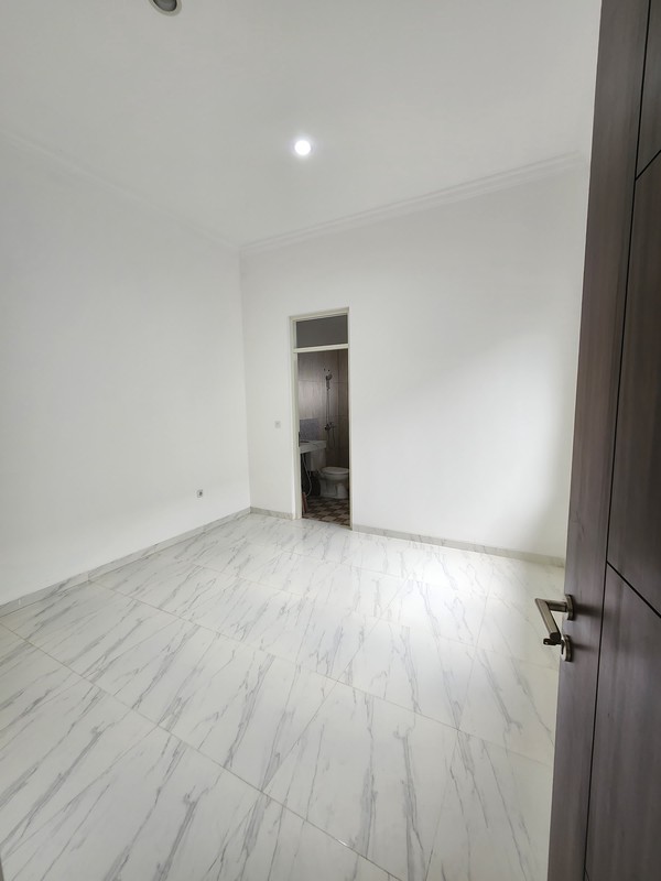 JUAL RUMAH DARMO PERMAI UTARA SIAP HUNI