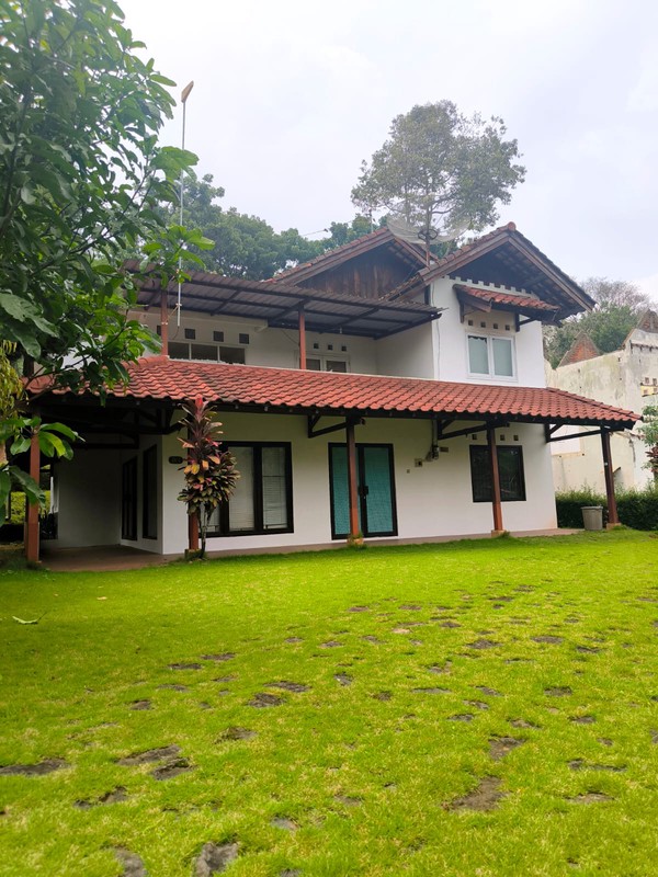 Dijual Cepat Villa Grand Trawas  yang berlokasi di dalam Grand Trawas Blok D Intiland