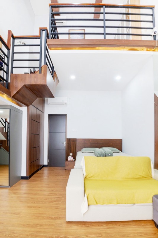 Rumah 3 Lantai Semi Furnished Bebas Banjir di U HOUSE BINTARO JAYA, Sawah Baru, Ciputat