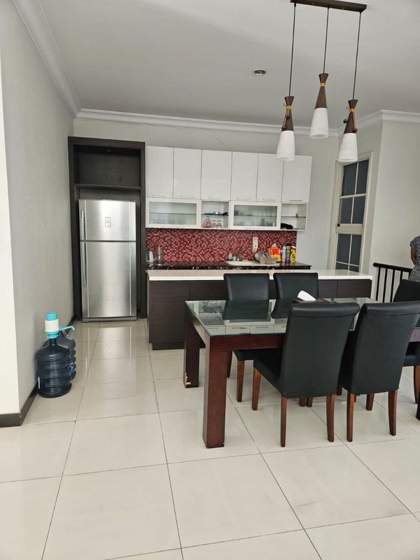 Dijual Rumah Citraland Raffles Garden Full Furnish Surabaya Barat