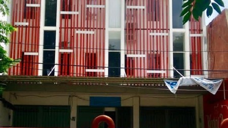 Dijual 2 unit Ruko 3 lt di Raya Darmo Indah