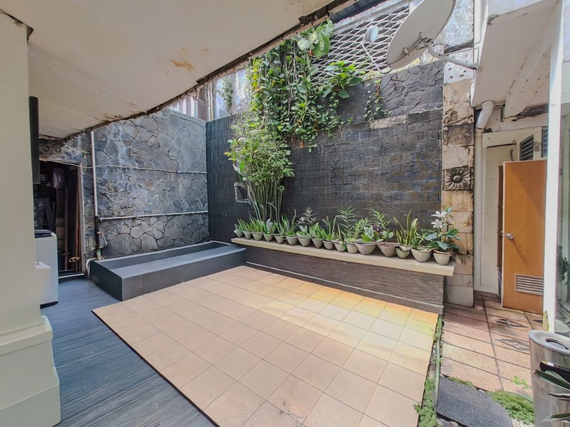 Rumah di Gunawarman, dekat SCBD Senopati Kebayoran Baru Kuningan