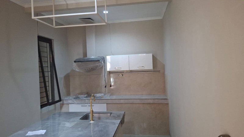 Rumah 5 KT Dijual di Tebet Barat Jaksel