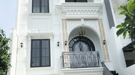 Brand New Modern Minimalis Dalam Kompleks Jagakarsa