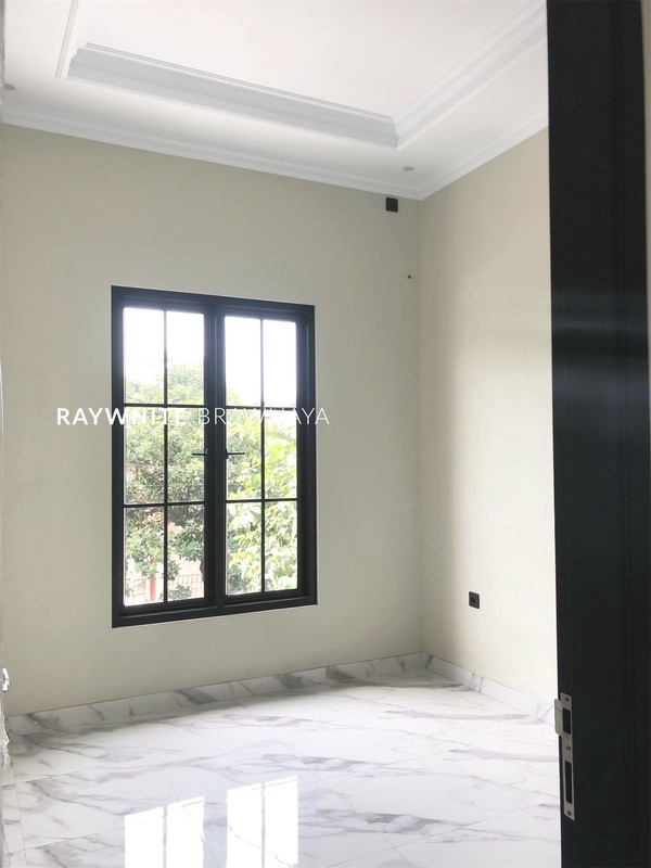 Brand New Modern Minimalis Dalam Kompleks Jagakarsa