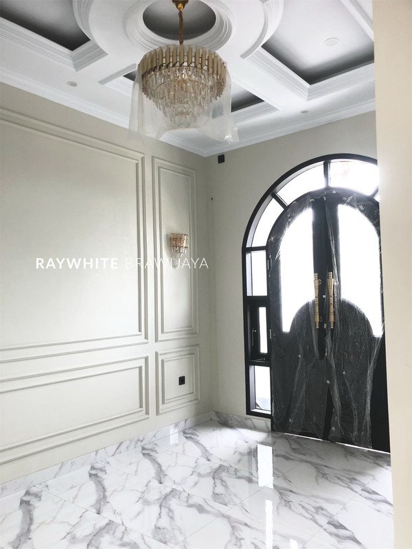 Brand New Modern Minimalis Dalam Kompleks Jagakarsa