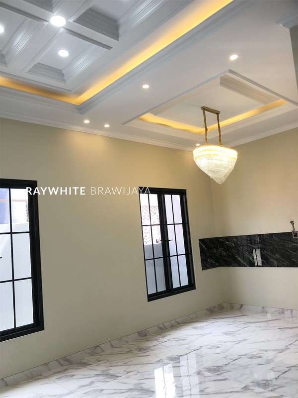 Brand New Modern Minimalis Dalam Kompleks Jagakarsa