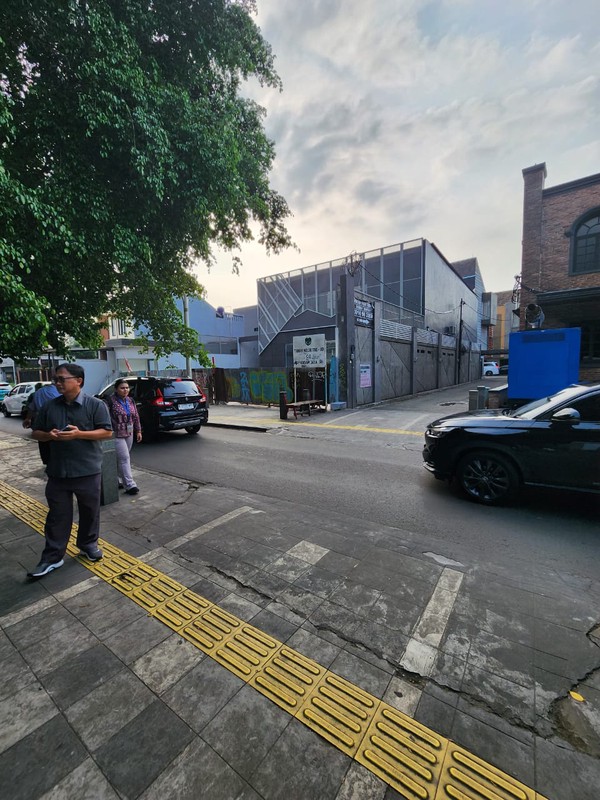 Gedung Komersial Lokasi di Kemang Bangka Mampang Prapatan Jaksel