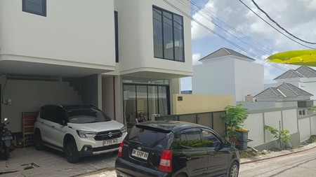 House 2 Floor Freehold Taman Mumbul Bali