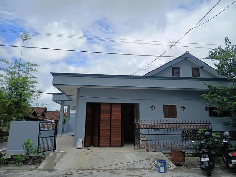House For Sale in Pedungan Housing Complex, Denpasar Selatan