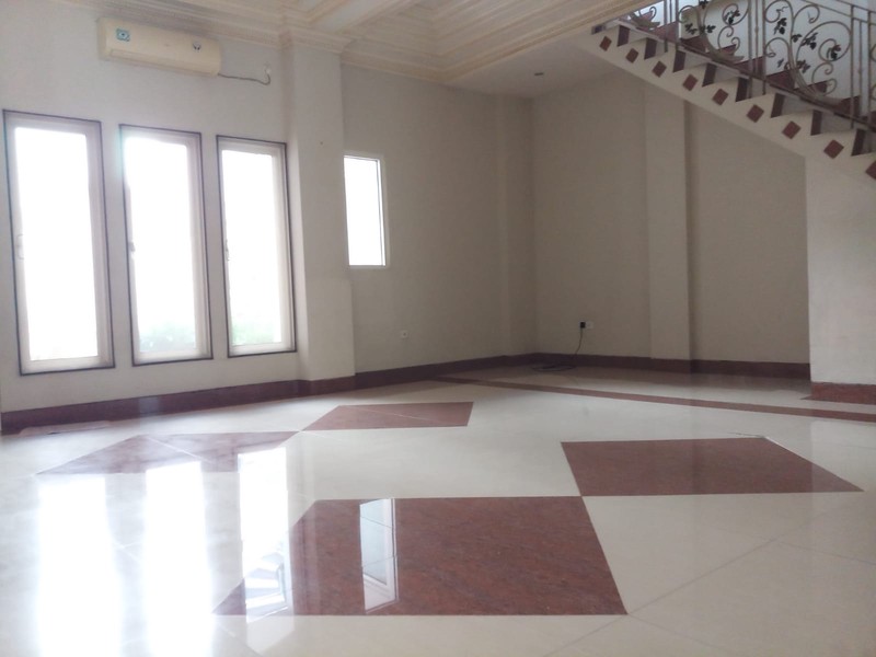 Dijual Rumah Manyar Rejo Surabaya - Cocok Tinggal, Kantor, atau Usaha