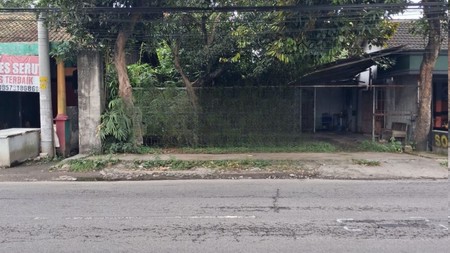 Tanah Pekarangan Strategis 300 Meter Persegi Siap Bangun, Cocok untuk Investasi/Usaha di Jl. Parangtritis KM 8, Bantul