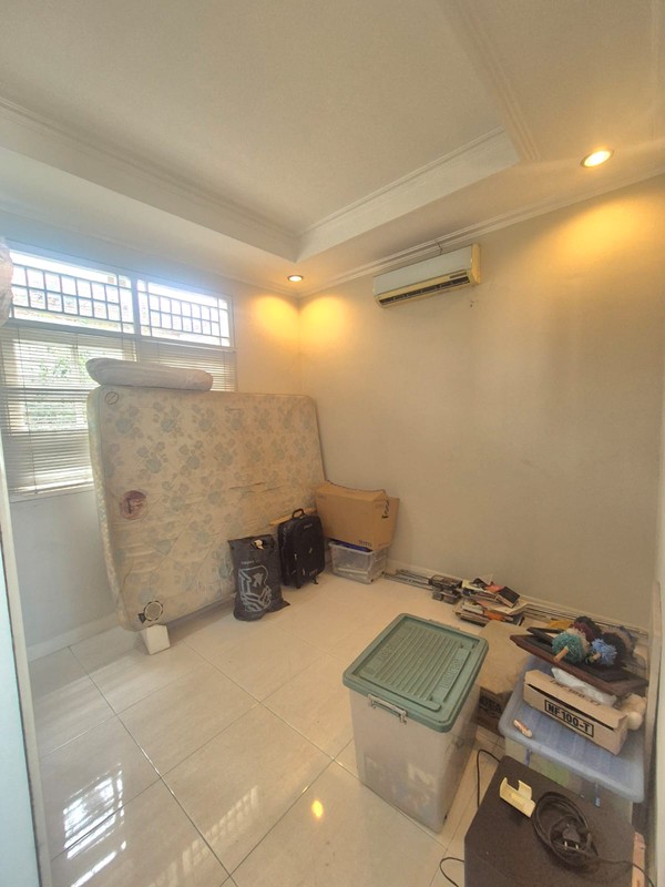 Rumah Bagus Rapih Siap Huni di Bintaro Sektor 9