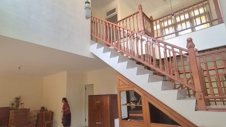 Rumah Siap Huni dengan Hunian Nyaman dan Asri di Bintaro Sektor 9.