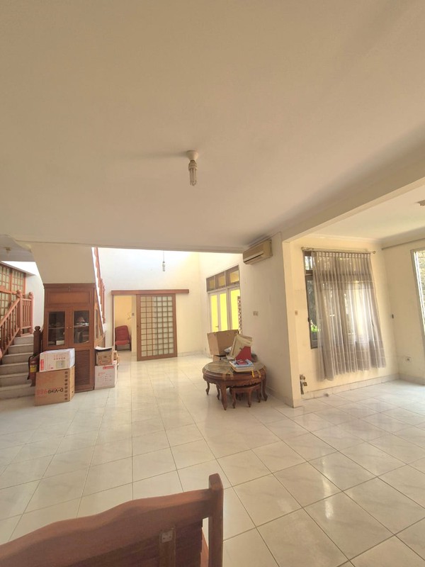 Rumah Siap Huni dengan Hunian Nyaman dan Asri di Bintaro Sektor 9.