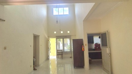 Rumah Siap Huni dengan Hunian Nyaman dan Asri di Bintaro Sektor 9