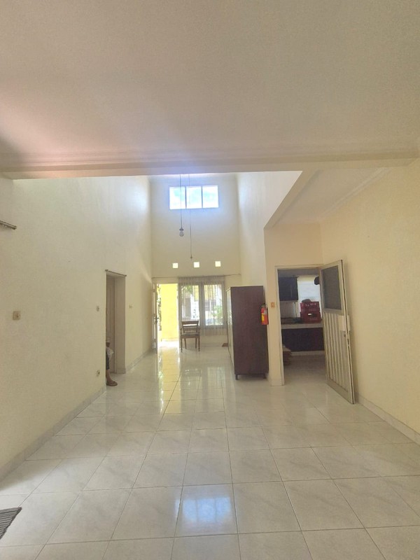 Rumah Siap Huni dengan Hunian Nyaman dan Asri di Bintaro Sektor 9