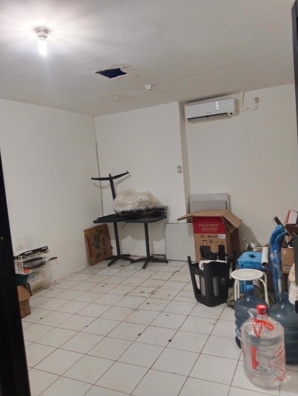 Ruang Kantor 1 Lantai Posisi Samping Jalan Raya di Soepomo Menteng Dalam