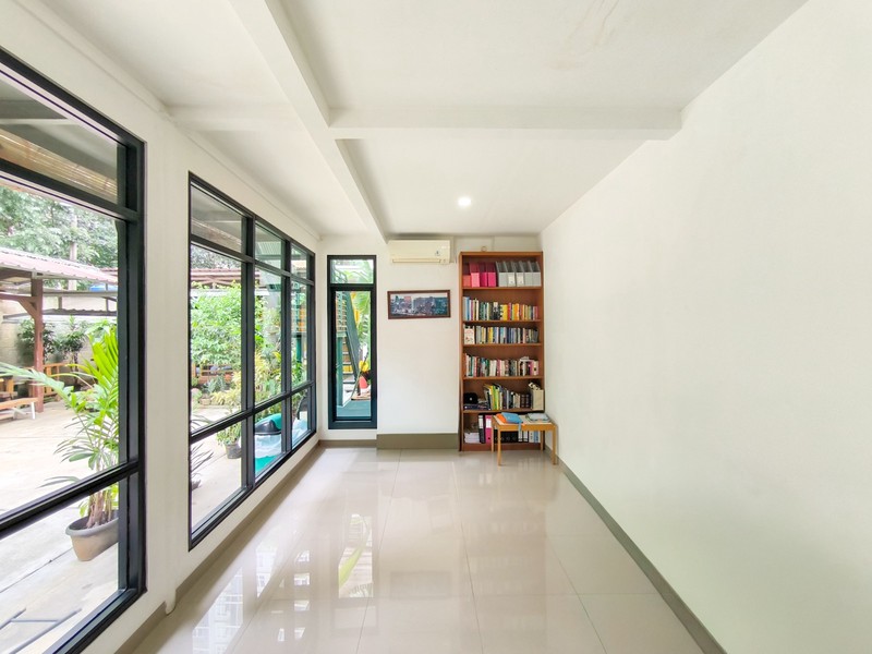 Rumah Bagus,nyaman DI Jl Nusa Jaya Pondok Ranji Tangerang Selatan.