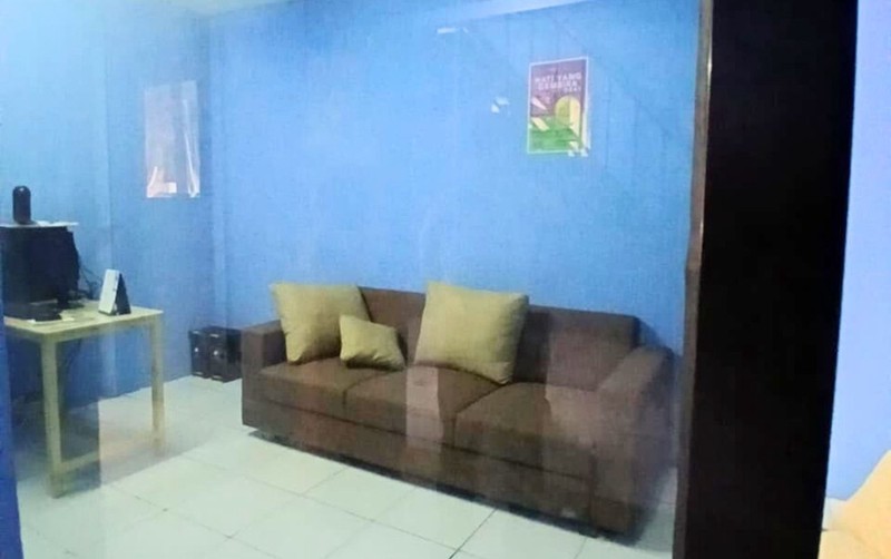 Rumah 2 Lantai Lokasi Strategis Hook pertigaan jalan di Cipinang Timur Jaktim