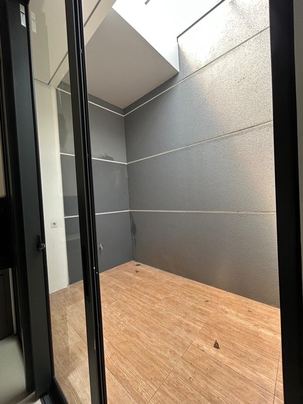 Rumah Cantik Di Bintaro Sektor 9 Siap Huni SHM dalam Cluster