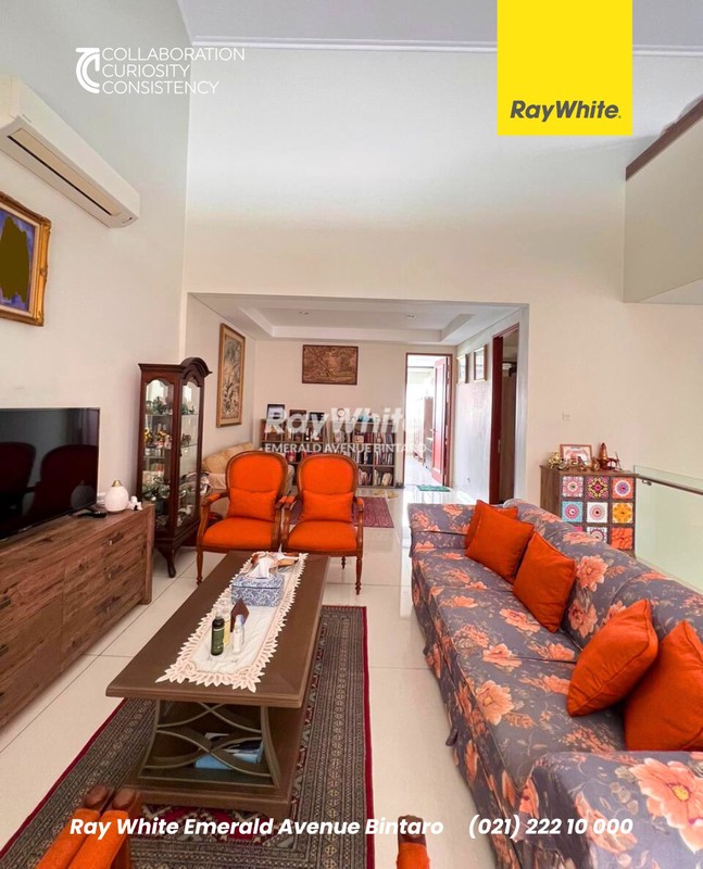 Rumah Bagus ,dalam ruangan rapih di pondok indah