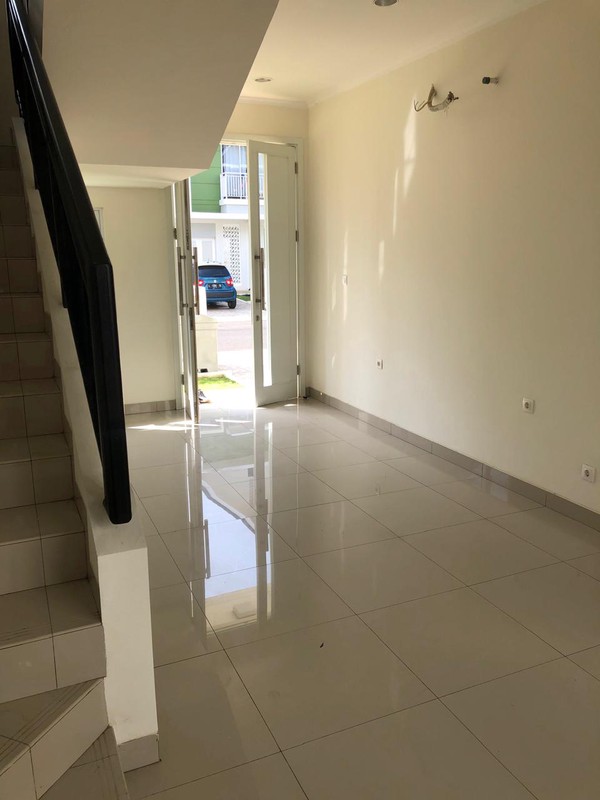 Rumah Tinggal Summarecon