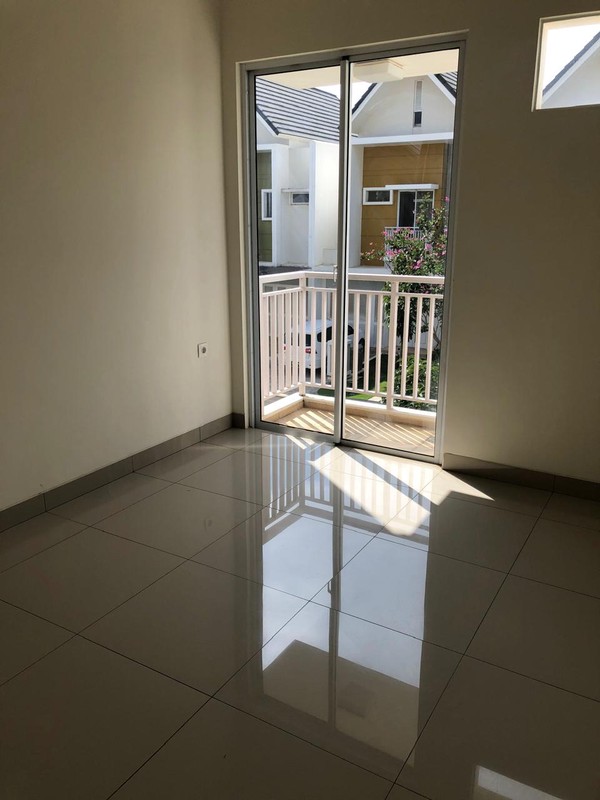 Rumah Tinggal Summarecon