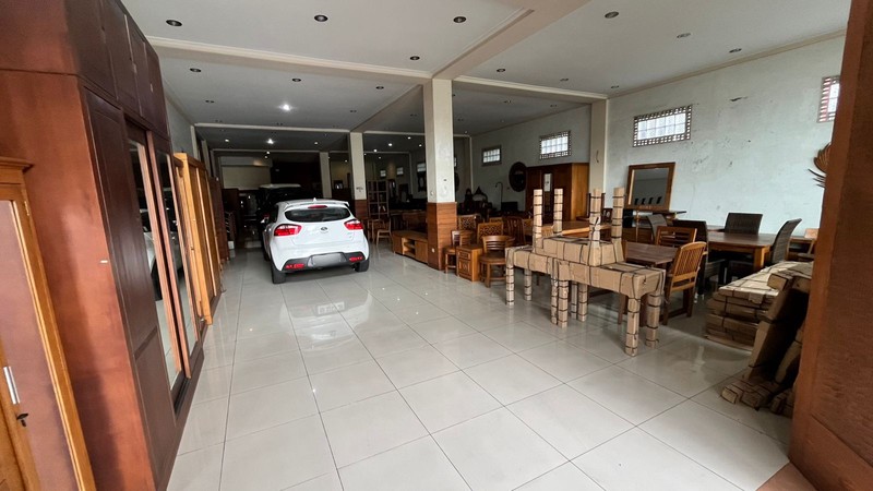 Peluang Bisnis Ruang Usaha di Jalan Utama & Pusat Ekonomi Sleman, Jalan Laksda Adisutjipto, Depok, Sleman