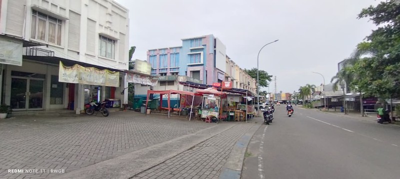 dijual cepat ruko jarang ada area ramai strategis siap huni, serpong park jelupang serpong utara tangerang selatan banten