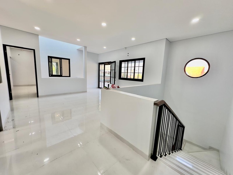 Dijual cepat rumah ppjb siap ajb, bisa kpr harga nego di griya loka bsd city serpong tangerang selatan