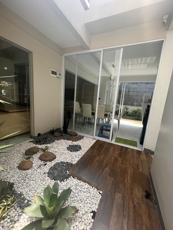 Rumah Tinggal Kota Baru Parahyangan Jingga Prakarsa