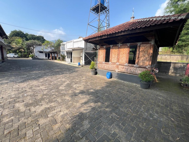 Gudang di Raya Bandung Kondisi baik