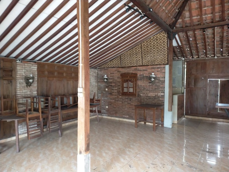 Ruang Usaha Strategis Cocok untuk Kafe di Maguwoharjo, Depok, Sleman, Dekat Ringroad