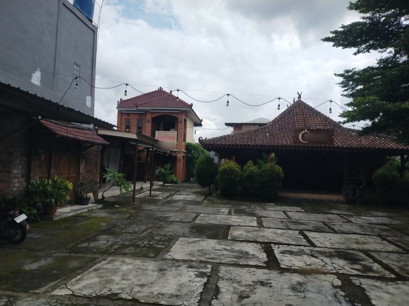 Ruang Usaha Strategis Cocok untuk Kafe di Maguwoharjo, Depok, Sleman, Dekat Ringroad