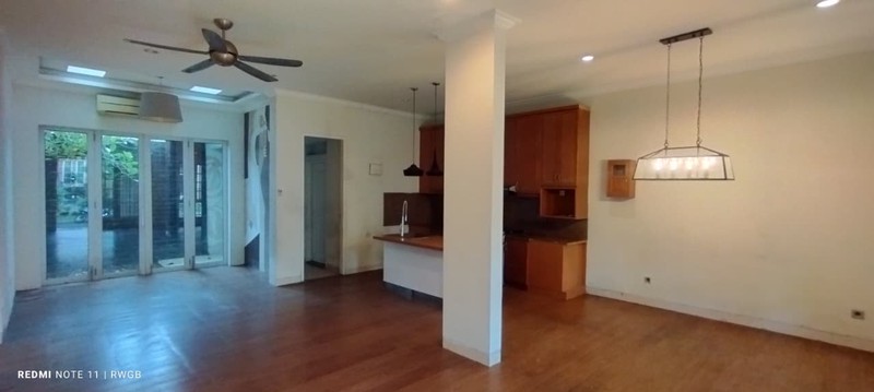 disewa rumah strategis nyaman asri bersih terawat siap huni di provence parkland bsd city, hanya 85jt/ th nego