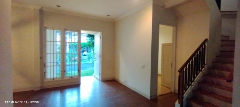 disewa rumah strategis nyaman asri bersih terawat siap huni di provence parkland bsd city, hanya 85jt/ th nego