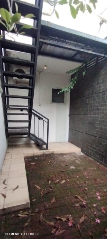 disewa rumah strategis nyaman asri bersih terawat siap huni di provence parkland bsd city, hanya 85jt/ th nego