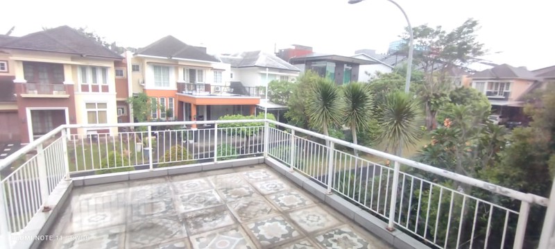 disewa rumah strategis nyaman asri bersih terawat siap huni di provence parkland bsd city, hanya 85jt/ th nego