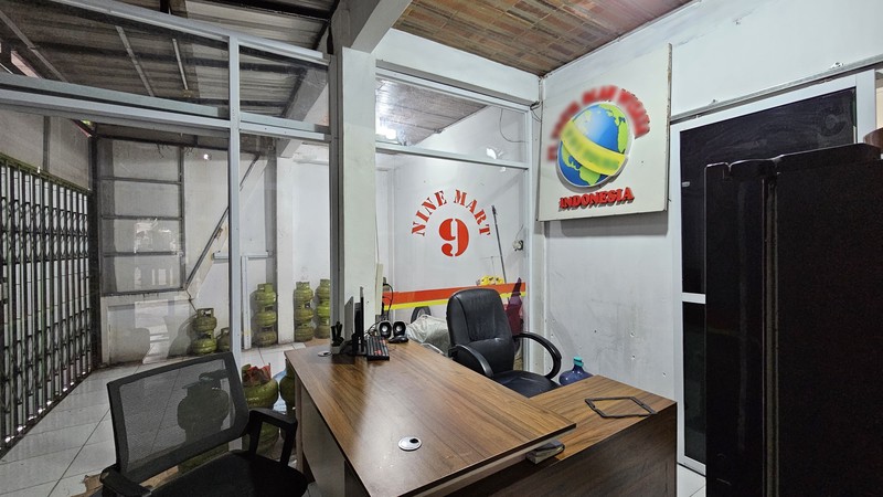 Jual Rumah & Tempat Usaha 2 Lantai Strategis Dekat Ring Road & Kampus,Condong Catur, Depok, Sleman 