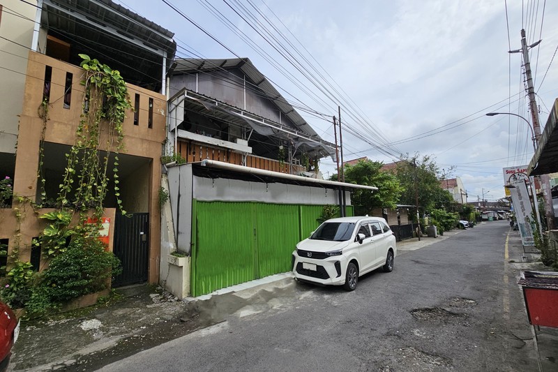 Jual Rumah & Tempat Usaha 2 Lantai Strategis Dekat Ring Road & Kampus,Condong Catur, Depok, Sleman 