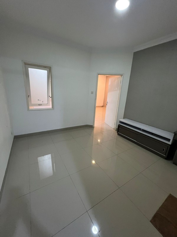 Rumah di Antaboga Daerah Mearwangi Dekat Singgasana