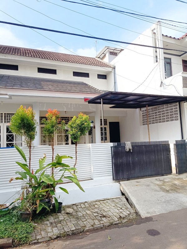 Rumah Bagus Di Kasuari Bintaro Jaya Sektor 9