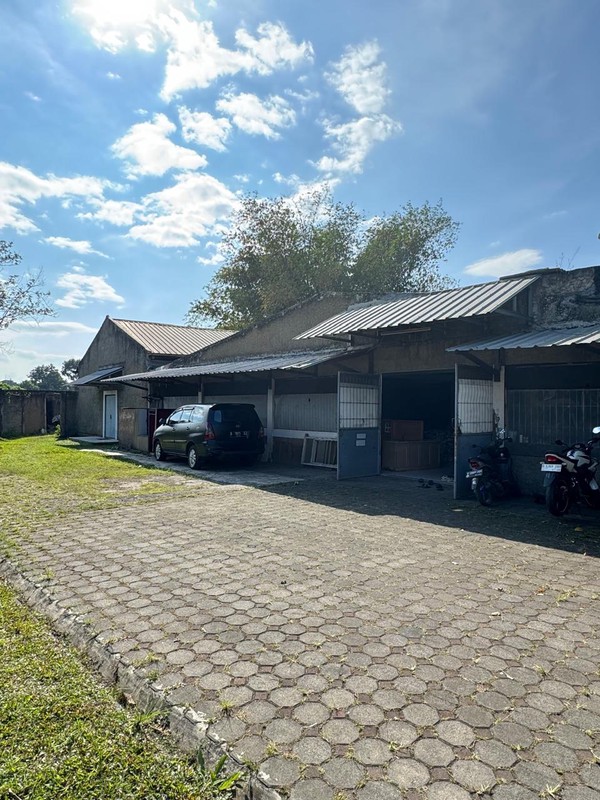 Gudang Untuk usaha Daerah Sukamenak